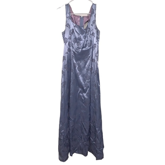 Zum Zum by Niki Livas Dresses & Skirts - 🔴5 for $10 Floral vintage light blue floor length gown sleeveless dress